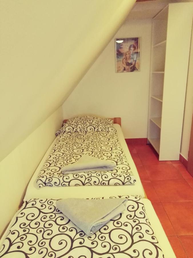 Penzion U Dvojice ノヴェー・ムニェスト・ナ・モラヴィエ 部屋 写真
