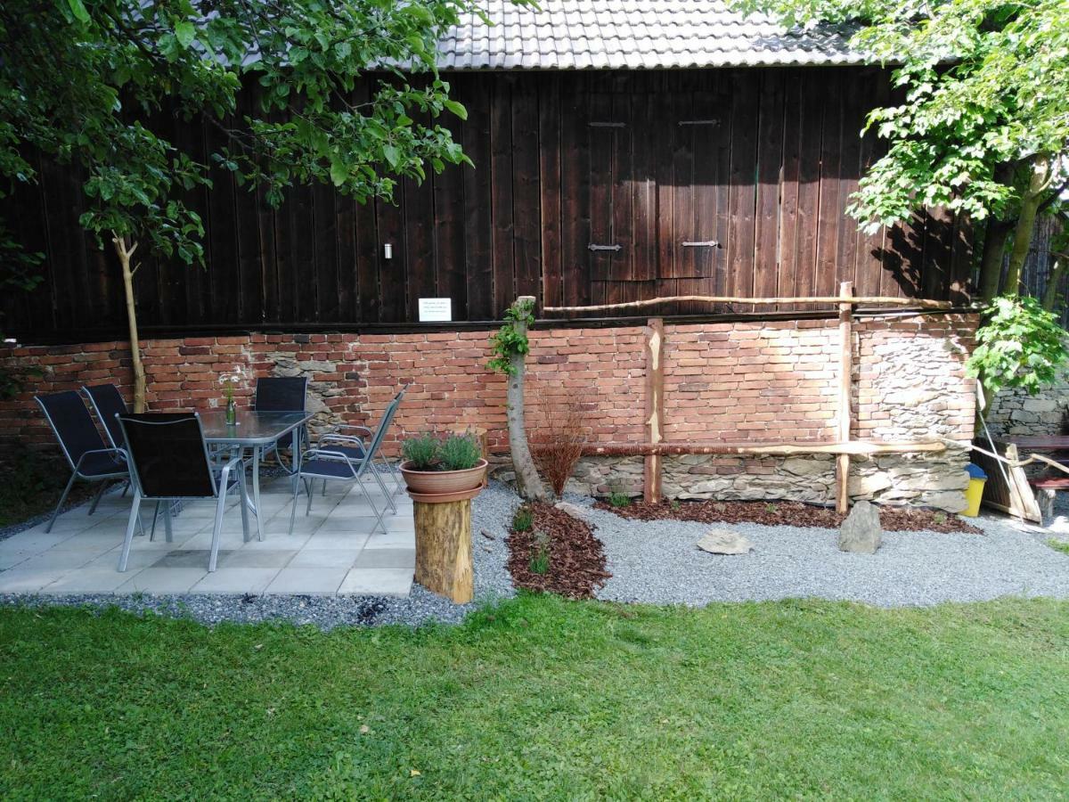 Penzion U Dvojice ノヴェー・ムニェスト・ナ・モラヴィエ エクステリア 写真